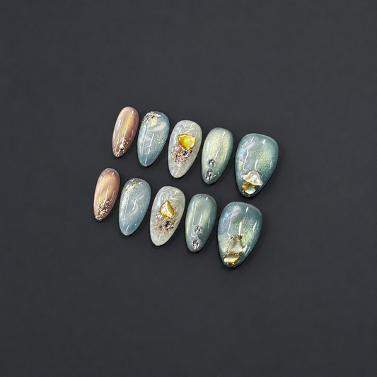 Sea Treasure – Aqua Seashell Gemstone Press-On Nails