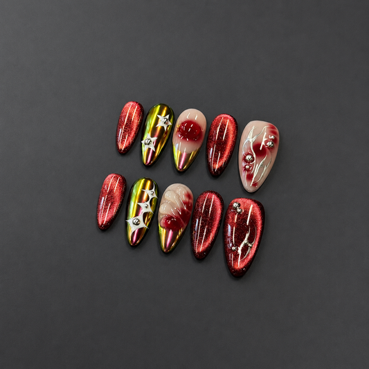 Starstruck – Ruby Chrome Star Press-On Nails