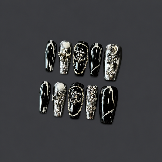 Black Heart – Black Silver Chrome Press-On Nails