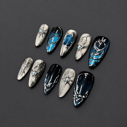 Blue Hour – Midnight Blue Cat Eye Press-On Nails
