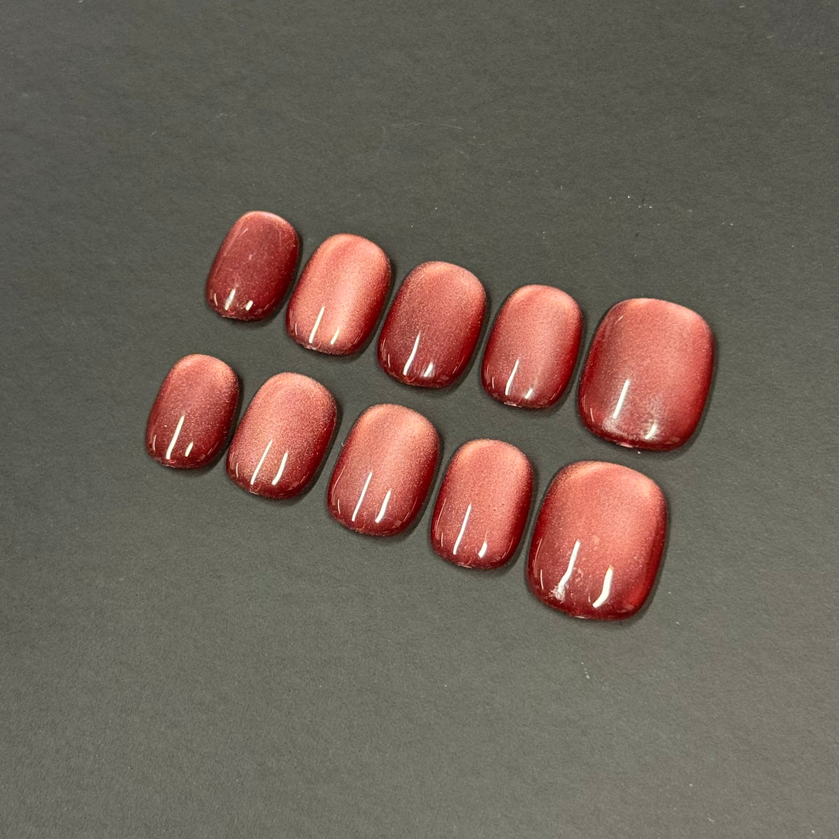 Rose Ember – Rosy Metallic Cat Eye Press-On Nails
